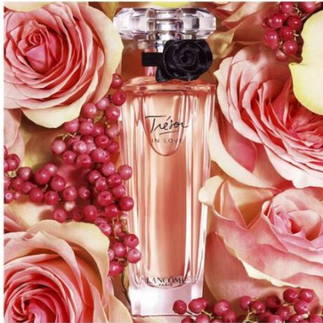 LANCOME-TRESOR-IN-LOVE-L-EDP-50-ML-VAPO-500-×-500-px-1.jpg