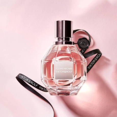 VIKTOR-ROLF-FLOWERBOMB-L-EDP-100-ML-VAPO-500-×-500-px-1.png